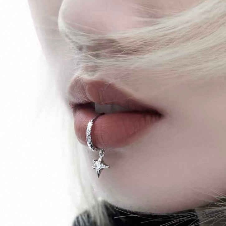 Four-Pointed Star Lip Clamp