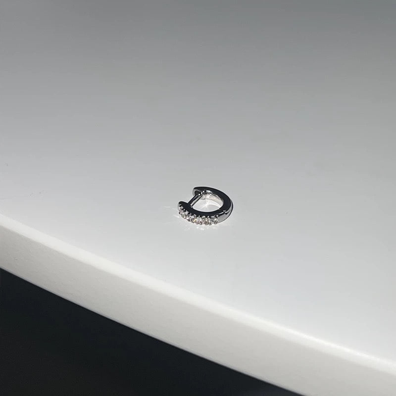 Signature white Zirconia Earring King