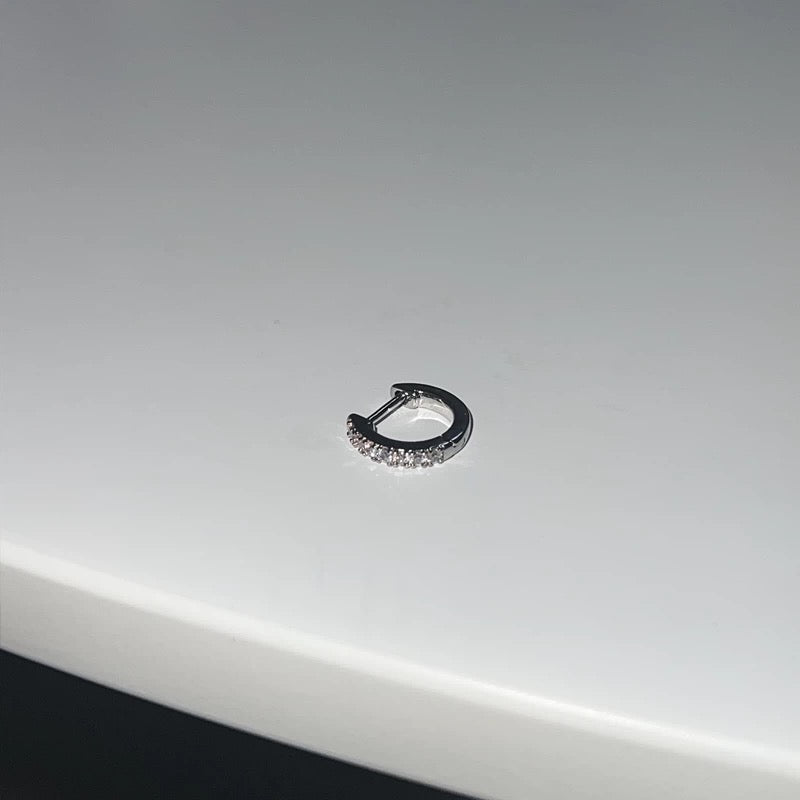 Signature white Zirconia Earring King